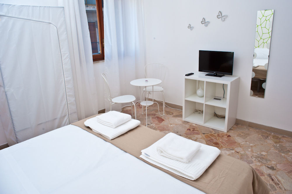 Papillon Bnb Палермо Екстериор снимка